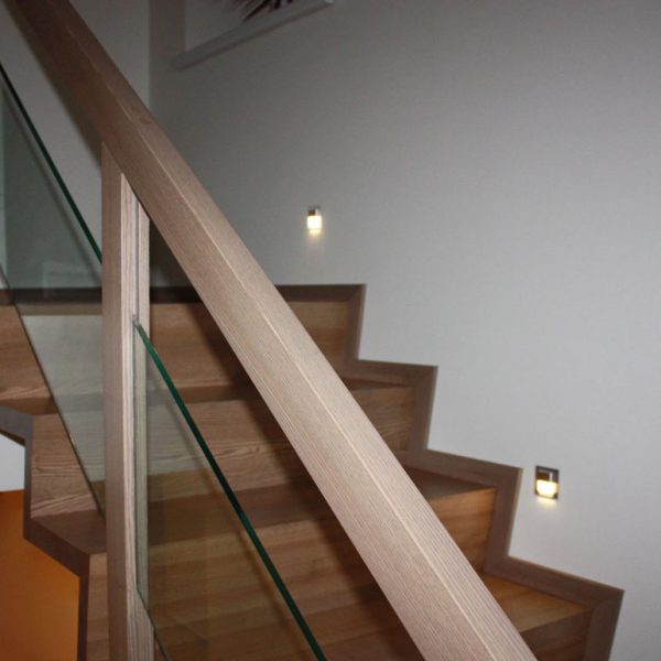 Mediniai laiptai - Modelis 02