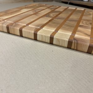 Sutvirtinta pjaustymo lentelė didelė